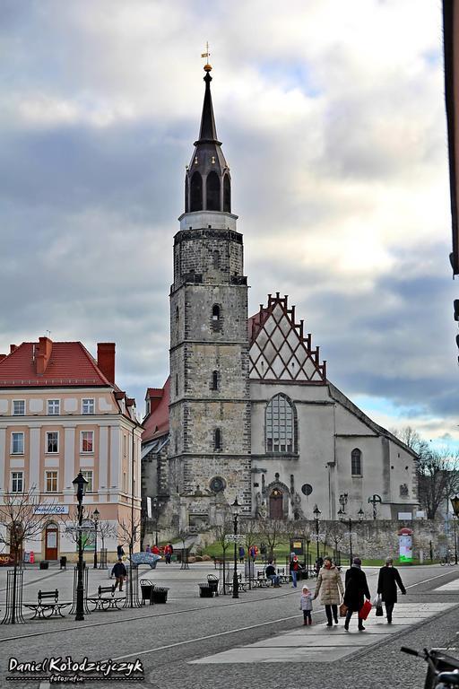 Noclegi Biala Roza Boleslawiec  Extérieur photo